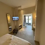 Selyna 3* Fira (Santorini)