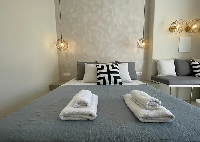 Selyna * Fira (Santorini)